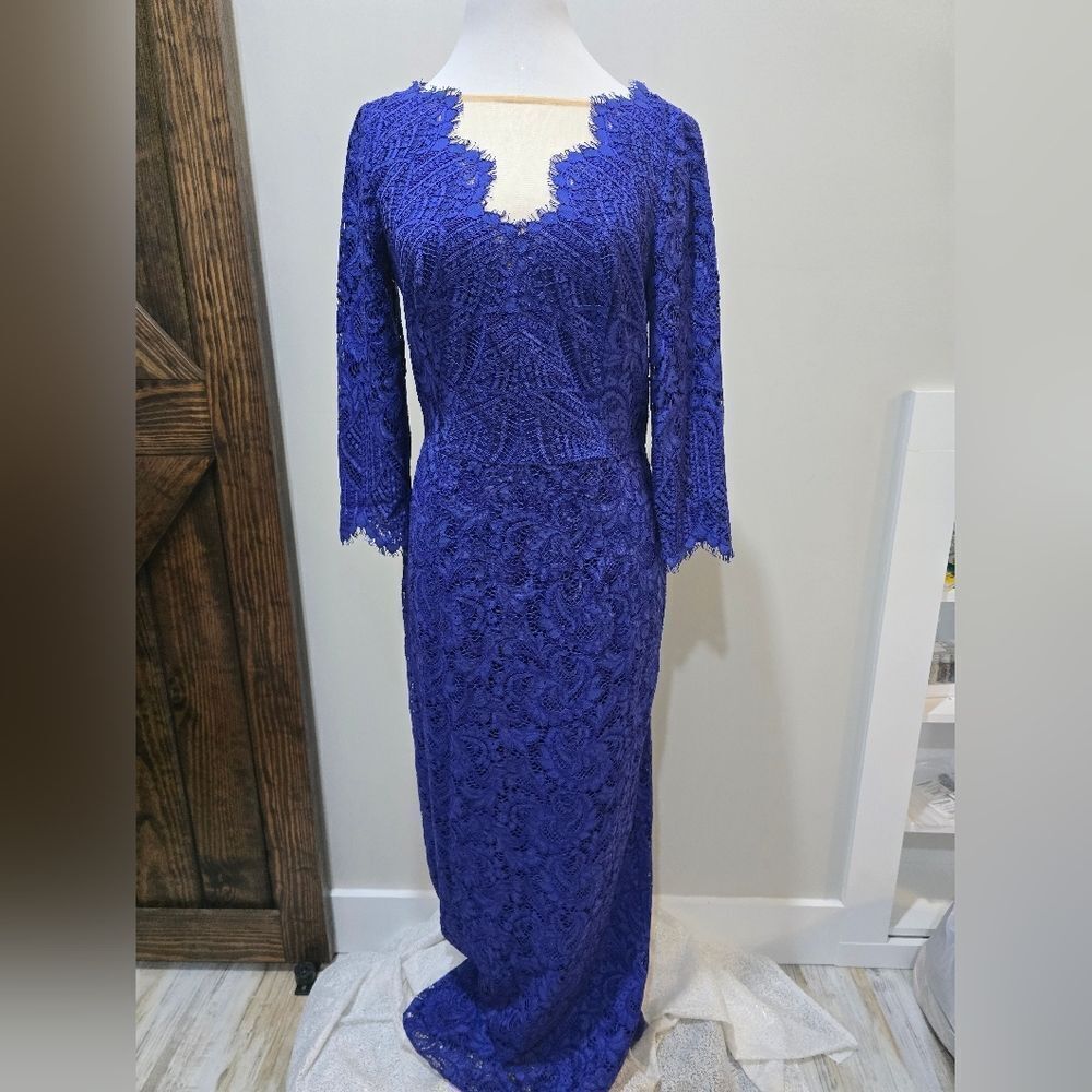 Js Collection Simone V-Neck Lace Column Gown Nwot… - image 4